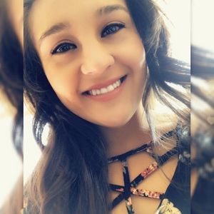 Meet your Posher, Tinisha